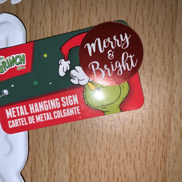Dr. Seuss The Grinch Metal Wall Hanging Sign Bundle - Picture 10 of 10